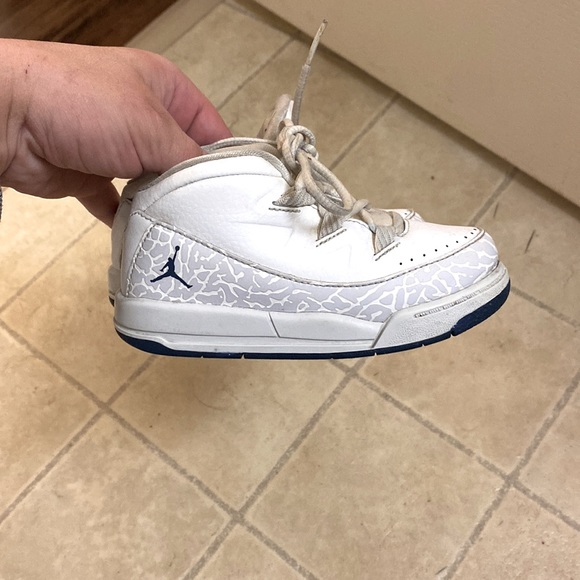 Toddlers jordans 8c unisex - Picture 3 of 3